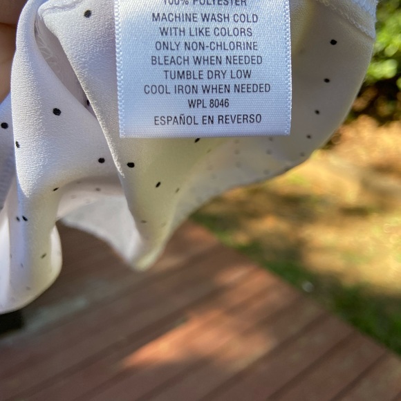 Maison Jules White with Black Polka Dot Blouse - Picture 6 of 6